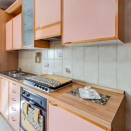 Casetta Orchidea - A Pochi Passi Dal Centro Appartement