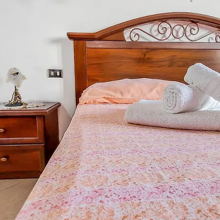 Casetta Orchidea - A Pochi Passi Dal Centro Appartement